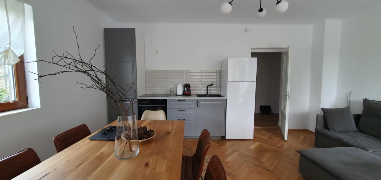 The Pines Serviced Apartments Brașov Exterior foto