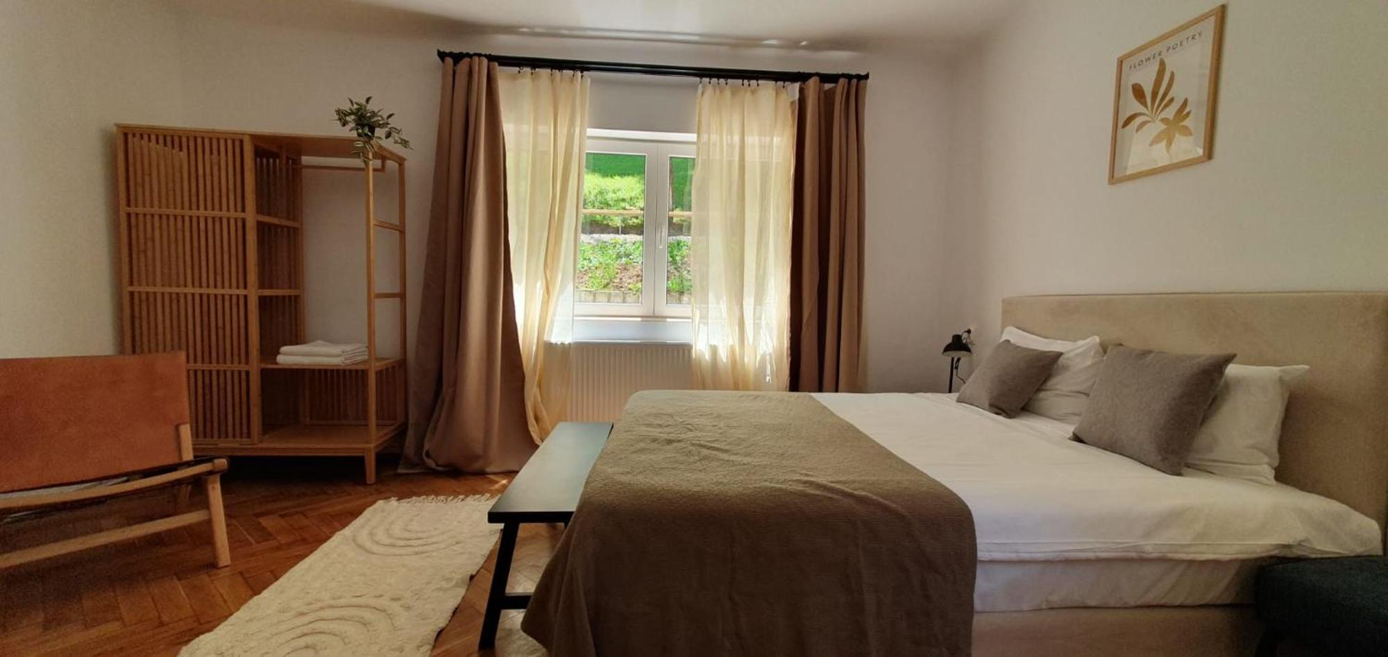 The Pines Serviced Apartments Brașov Exterior foto